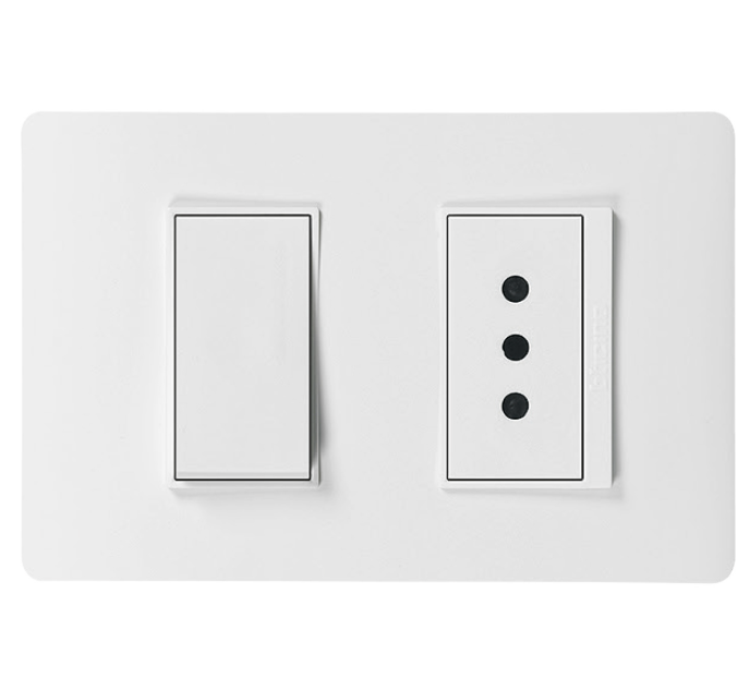 INTERRUPTOR Y ENCHUFE MOD-LUZICA PU1214