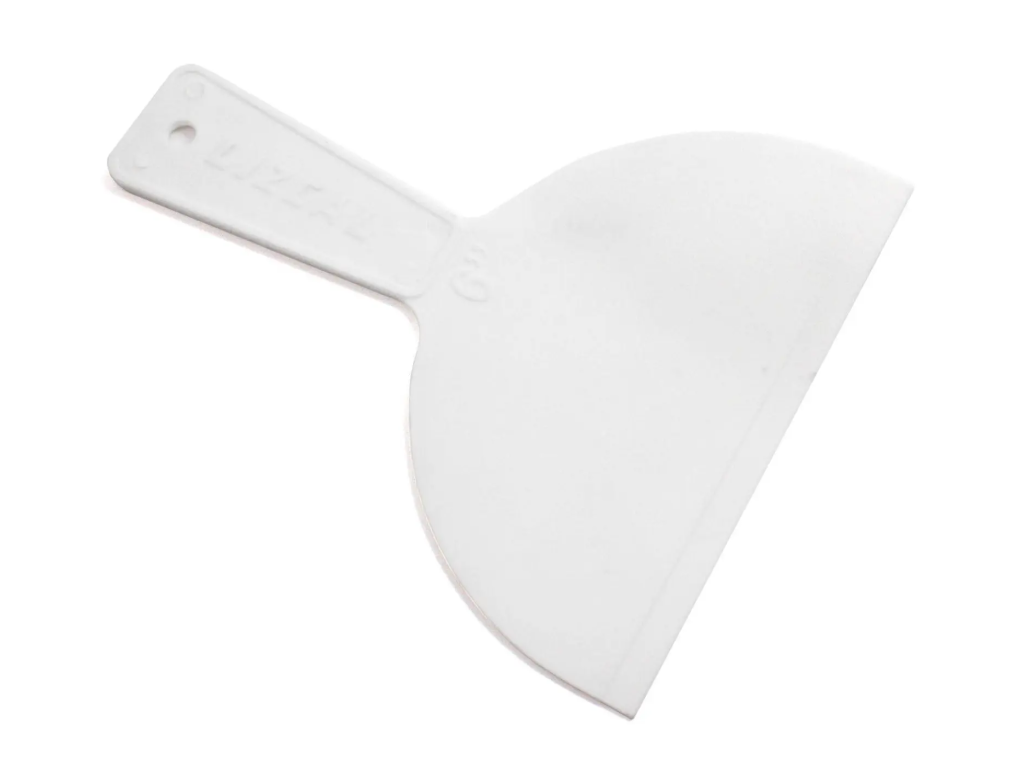 ESPATULA PLASTICA LISA 6 LIZCAL